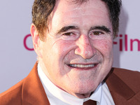 Richard Kind arrives at the Los Angeles Premiere Of Apple TV+'s 'Wolfs' held at the TCL Chinese Theatre IMAX on September 18, 2024 in Hollyw...