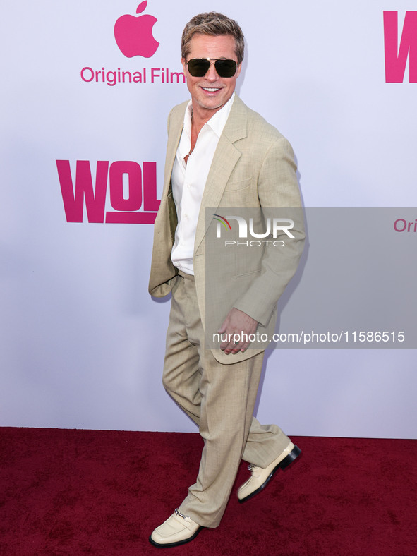 Brad Pitt arrives at the Los Angeles Premiere Of Apple TV+'s 'Wolfs' held at the TCL Chinese Theatre IMAX on September 18, 2024 in Hollywood...