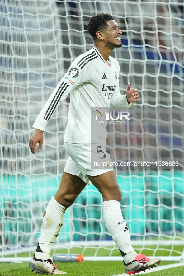 Jude Bellingham central midfield of Real Madrid and England lament a failed occasion during the UEFA Champions League 2024/25 League Phase M...