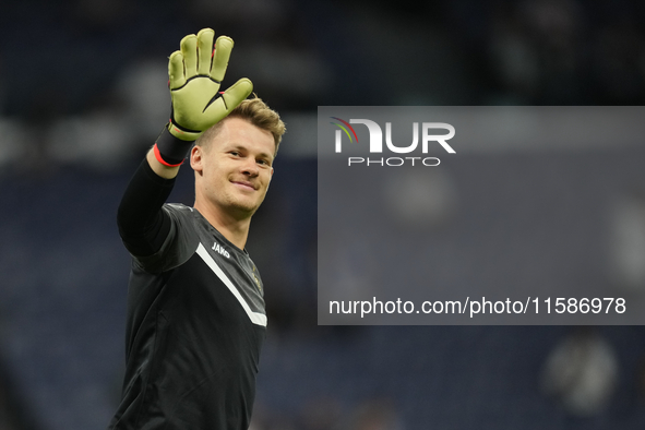 Alexander Nubel goalkeeper of Stuttgart and Germany during the warm-up before the UEFA Champions League 2024/25 League Phase MD1 match betwe...