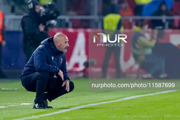 Vincenzo Italiano head coach of Bologna FC looks on during the UEFA Champions League 2024/25 League Phase MD1 match between Bologna FC and F...