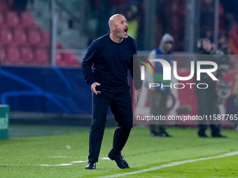 Vincenzo Italiano head coach of Bologna FC yells during the UEFA Champions League 2024/25 League Phase MD1 match between Bologna FC and FC S...