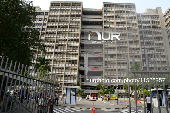 In Rio de Janeiro, Brazil, on September 19, 2024, UERJ student movement resists and demands the return of scholarship cuts, occupying the UE...