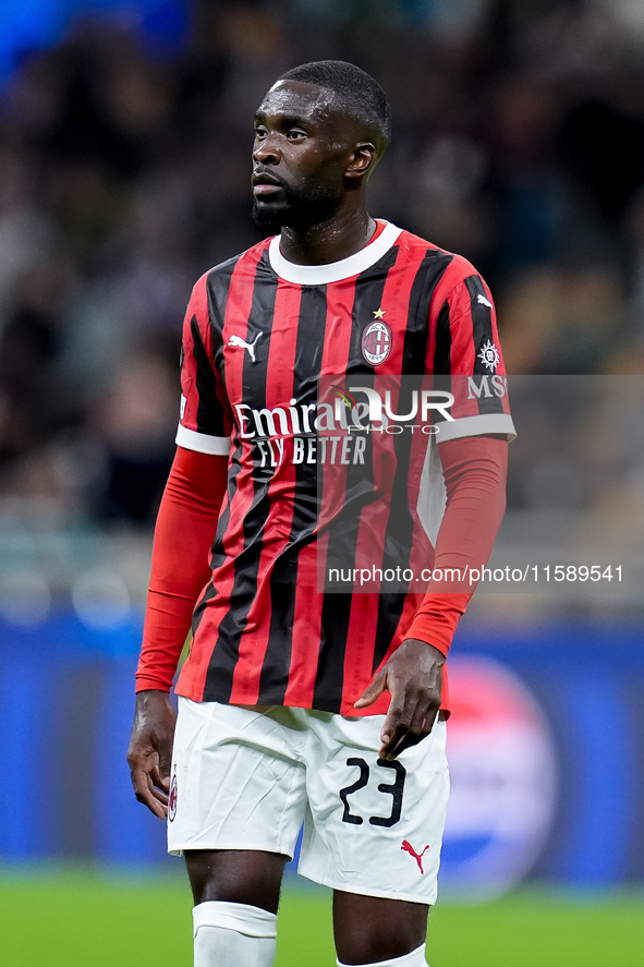 Fikayo Tomori of AC Milan looks on during the UEFA Champions League 2024/25 League Phase MD1 match between AC Milan and Liverpool FC at Stad...