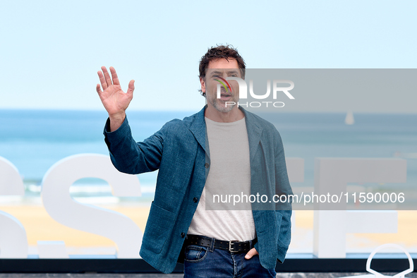 Javier Bardem attends the photocall for the Donostia Awards during the 72nd San Sebastian International Film Festival in San Sebastian, Spai...