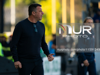 Roberto D'aversa coaches Empoli FC during the Serie A TIM match between Cagliari Calcio and Empoli FC in Italy, on September 20, 2024 (