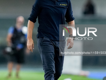 Paolo Vanoli head coach of Torino FC looks on during the Serie A Enilive match between Hellas Verona and Torino FC at Stadio Marcantonio Ben...