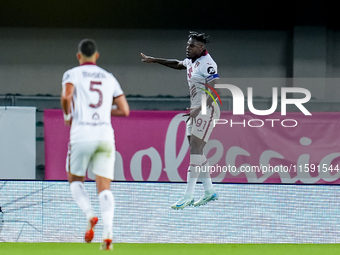 Duvan Zapata of Torino FC celebrates after scoring second goal during the Serie A Enilive match between Hellas Verona and Torino FC at Stadi...