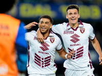 Che' Adams of Torino FC celebrates after scoring third goal during the Serie A Enilive match between Hellas Verona and Torino FC at Stadio M...