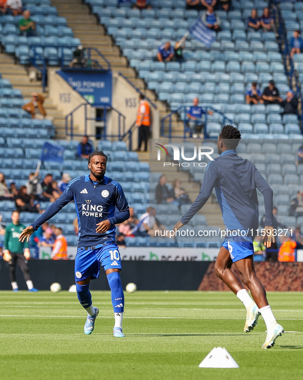 #10, Stephy Mavididi of Leicester City (facing camera) warms up during the Premier League match between Leicester City and Everton at the Ki...