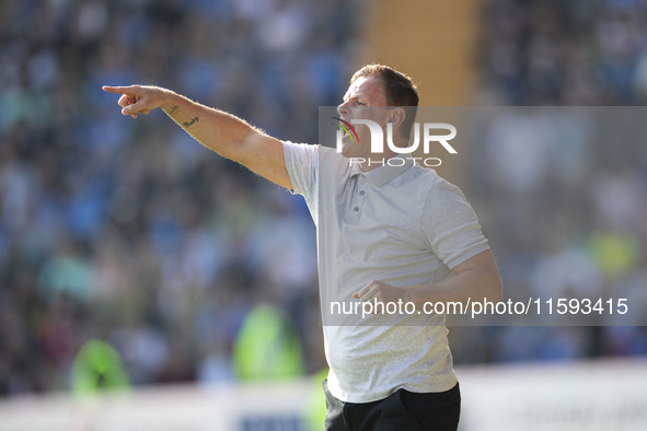 Leyton Orient manager Richie Wellens during the Sky Bet League 1 match between Stockport County and Leyton Orient at the Edgeley Park Stadiu...