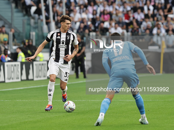 Nicolo Savona during the Serie A 2024-2025 match between Juventus and Napoli in Turin, Italy, on September 21, 2024 