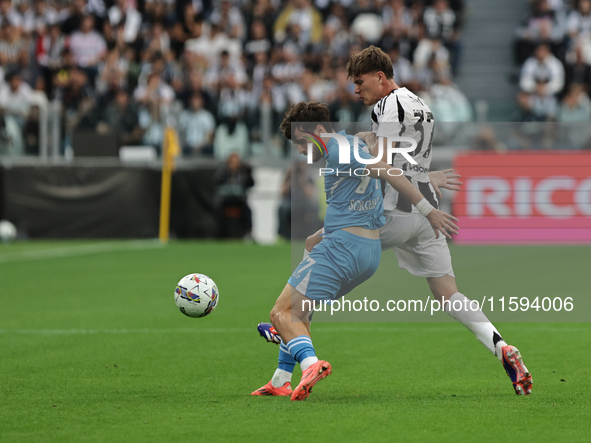 Khvicha Kvaratskhelia during the Serie A 2024-2025 match between Juventus and Napoli in Turin, Italy, on September 21, 2024 