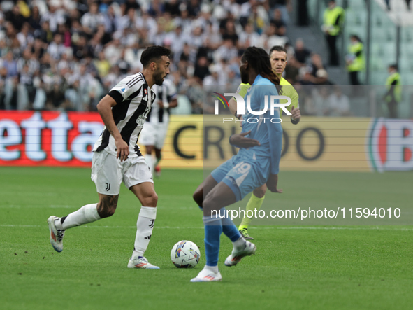 Nico Gonzalez during the Serie A 2024-2025 match between Juventus and Napoli in Turin, Italy, on September 21, 2024 