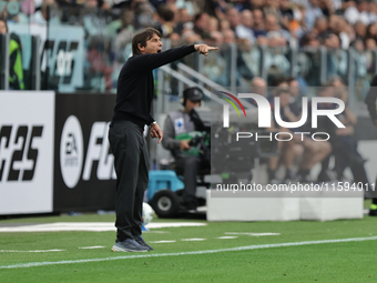 Antonio Conte during the Serie A 2024-2025 match between Juventus and Napoli in Turin, Italy, on September 21, 2024 (