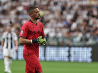 Elia Caprile during the Serie A 2024-2025 match between Juventus and Napoli in Turin, Italy, on September 21, 2024 (