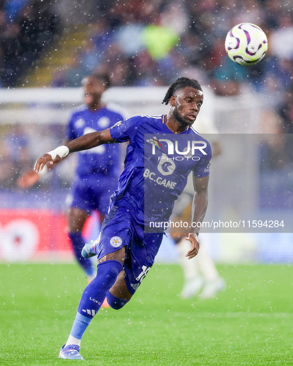 #10, Stephy Mavididi of Leicester City is in action during the Premier League match between Leicester City and Everton at the King Power Sta...