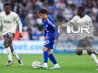 #40, Facundo Buonanotte of Leicester City is pressed by #16, Abdoulaye Doucoure of Everton during the Premier League match between Leicester...