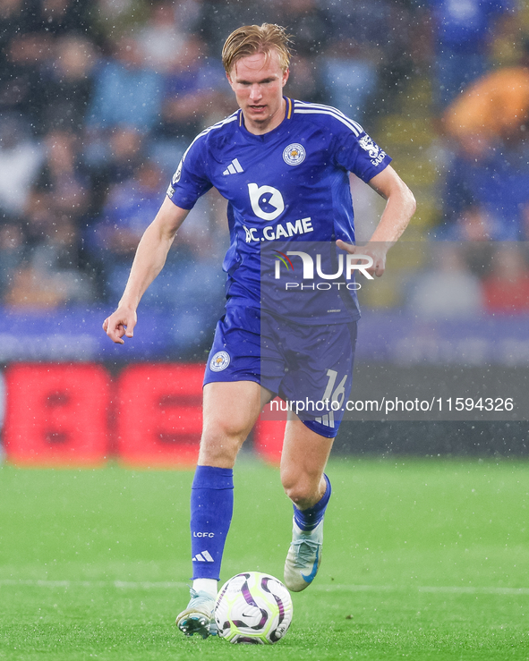 Victor Kristiansen of Leicester City handles the ball during the Premier League match between Leicester City and Everton at the King Power S...