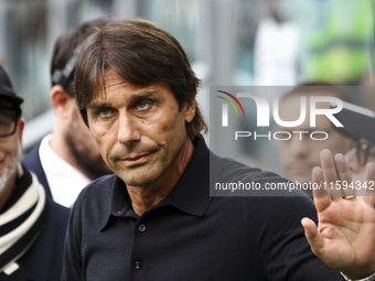 Napoli coach Antonio Conte gestures during the Serie A football match number 5 between Juventus and Napoli in Turin, Piedmont, Italy, on Sep...