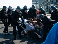 Police forcefully remove several counter-protesters who block the road for the ''Pro-Life March'' as thousands of people take part in the an...