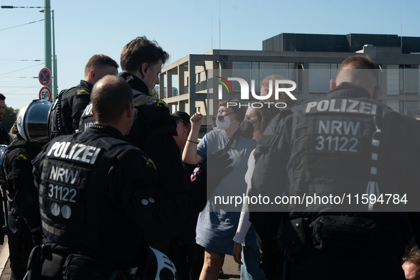 Police forcefully remove several counter-protesters who block the road for the ''Pro-Life March'' as thousands of people take part in the an...