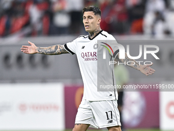 Cristo Ramon Gonzalez Perez of Al-Sadd SC plays in the Ooredoo Qatar Stars League 24/25 match between Al-Sadd SC and Al Duhail SC at Khalifa...