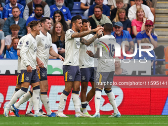 Everton celebrate the goal by #10, Ilman Ndiaye of Everton (hidden), during the Premier League match between Leicester City and Everton at t...