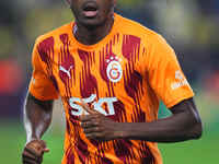 Victor Osimhen of Galatasaray  looks on before the Turkey Süper Ligue Round 5 between Fenerbahçe SK vs Galatasaray S.K., on September 21, 20...