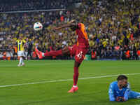 Victor Osimhen of Galatasaray  celebrate during the Turkey Süper Ligue Round 5 between Fenerbahçe SK vs Galatasaray S.K., on September 21, 2...