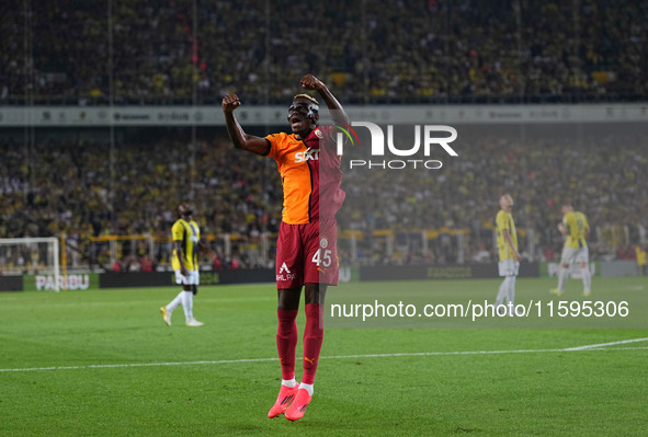 Victor Osimhen of Galatasaray  celebrate during the Turkey Süper Ligue Round 5 between Fenerbahçe SK vs Galatasaray S.K., on September 21, 2...