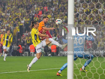 Dries Mertens of Galatasaray  scores the teams second goal during the Turkey Süper Ligue Round 5 between Fenerbahçe SK vs Galatasaray S.K.,...