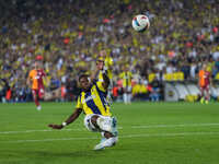 Fred of Fenerbahce  controls the ball during the Turkey Süper Ligue Round 5 between Fenerbahçe SK vs Galatasaray S.K., on September 21, 2024...