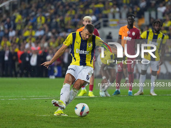 Edin Dzeko of Fenerbahce  scores the teams first goal during the Turkey Süper Ligue Round 5 between Fenerbahçe SK vs Galatasaray S.K., on Se...