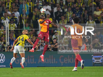 Victor Osimhen of Galatasaray  heads during the Turkey Süper Ligue Round 5 between Fenerbahçe SK vs Galatasaray S.K., on September 21, 2024....