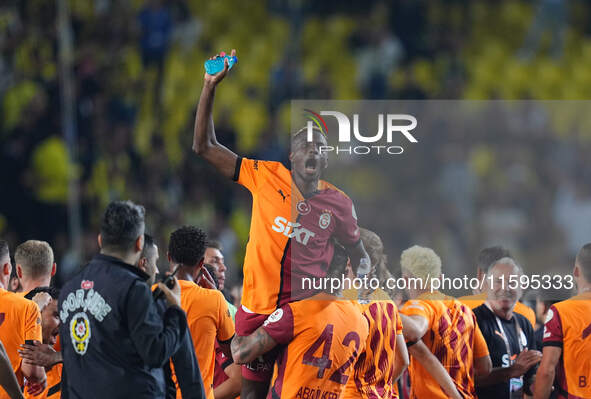 Victor Osimhen of Galatasaray  with post game celebration during the Turkey Süper Ligue Round 5 between Fenerbahçe SK vs Galatasaray S.K., o...