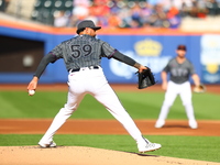 New York Mets starting pitcher Sean Manaea #59 throws during the first inning of the baseball game against the Philadelphia Phillies at Citi...