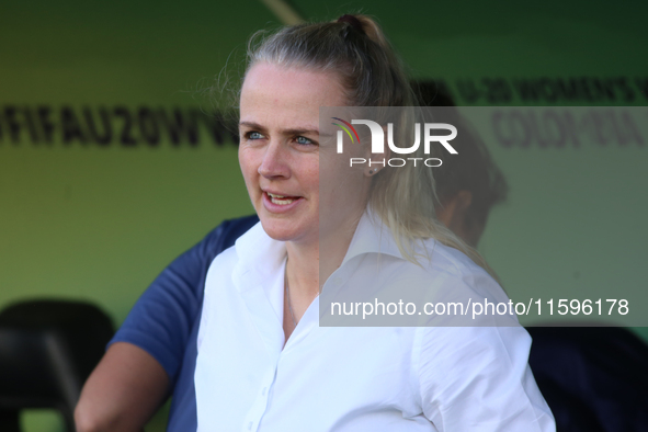 Roos Kwakkenbos, coach of the Netherlands, and Femke Liefting during the FIFA U-20 Women's World Cup Colombia 2024 third-place match between...