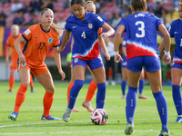 Jordyn Bugg of the United States and Fleur Jansje Margaretha Stoit of the Netherlands fight for the ball during the FIFA U-20 Women's World...