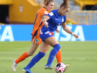 Savannah King of the United States and Diana Apollonia Remmers of the Netherlands fight for the ball during the FIFA U-20 Women's World Cup...