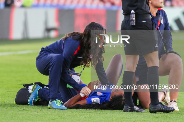 Jordynn Dudley of the United States is taken off on a stretcher during the FIFA U-20 Women's World Cup Colombia 2024 third-place match betwe...