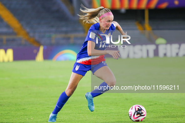 Maddie Dahlien of the United States controls the ball during the FIFA U-20 Women's World Cup Colombia 2024 third-place match between the Net...