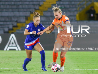 Savannah King of the United States and Fieke Kroese of the Netherlands fight for the ball during the FIFA U-20 Women's World Cup third-place...