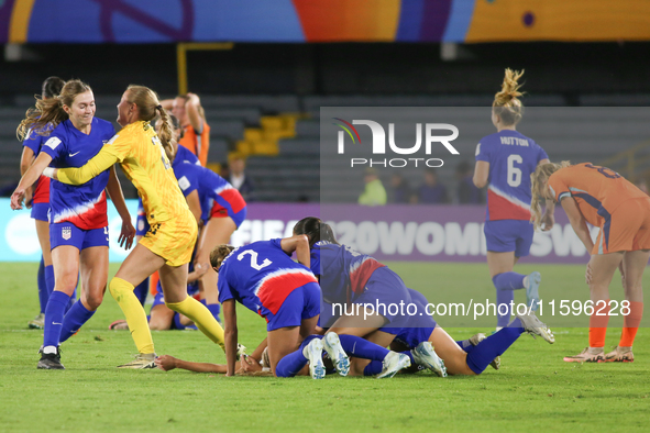 Players of the United States celebrate victory during the FIFA U-20 Women's World Cup Colombia 2024 third-place match between the Netherland...