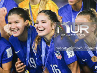 Pietra Tordin and Riley Jackson of the United States celebrate victory during the FIFA U-20 Women's World Cup Colombia 2024 third-place matc...