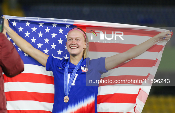 Maddie Dahlien of the United States celebrates victory during the FIFA U-20 Women's World Cup Colombia 2024 third-place match between the Ne...