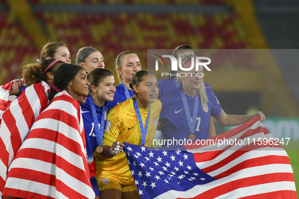 Players of the United States celebrate victory during the FIFA U-20 Women's World Cup Colombia 2024 third-place match between the Netherland...