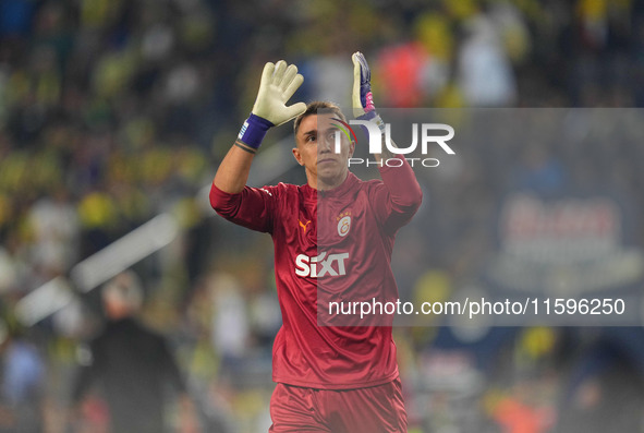 Fernando Muslera of Galatasaray  gestures during the Turkey Süper Ligue Round 5 between Fenerbahçe SK vs Galatasaray S.K., on September 21,...