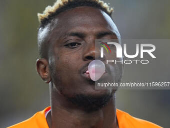 Victor Osimhen of Galatasaray  looks on during the Turkey Süper Ligue Round 5 between Fenerbahçe SK vs Galatasaray S.K., on September 21, 20...