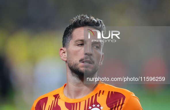 Dries Mertens of Galatasaray  looks on during the Turkey Süper Ligue Round 5 between Fenerbahçe SK vs Galatasaray S.K., on September 21, 202...